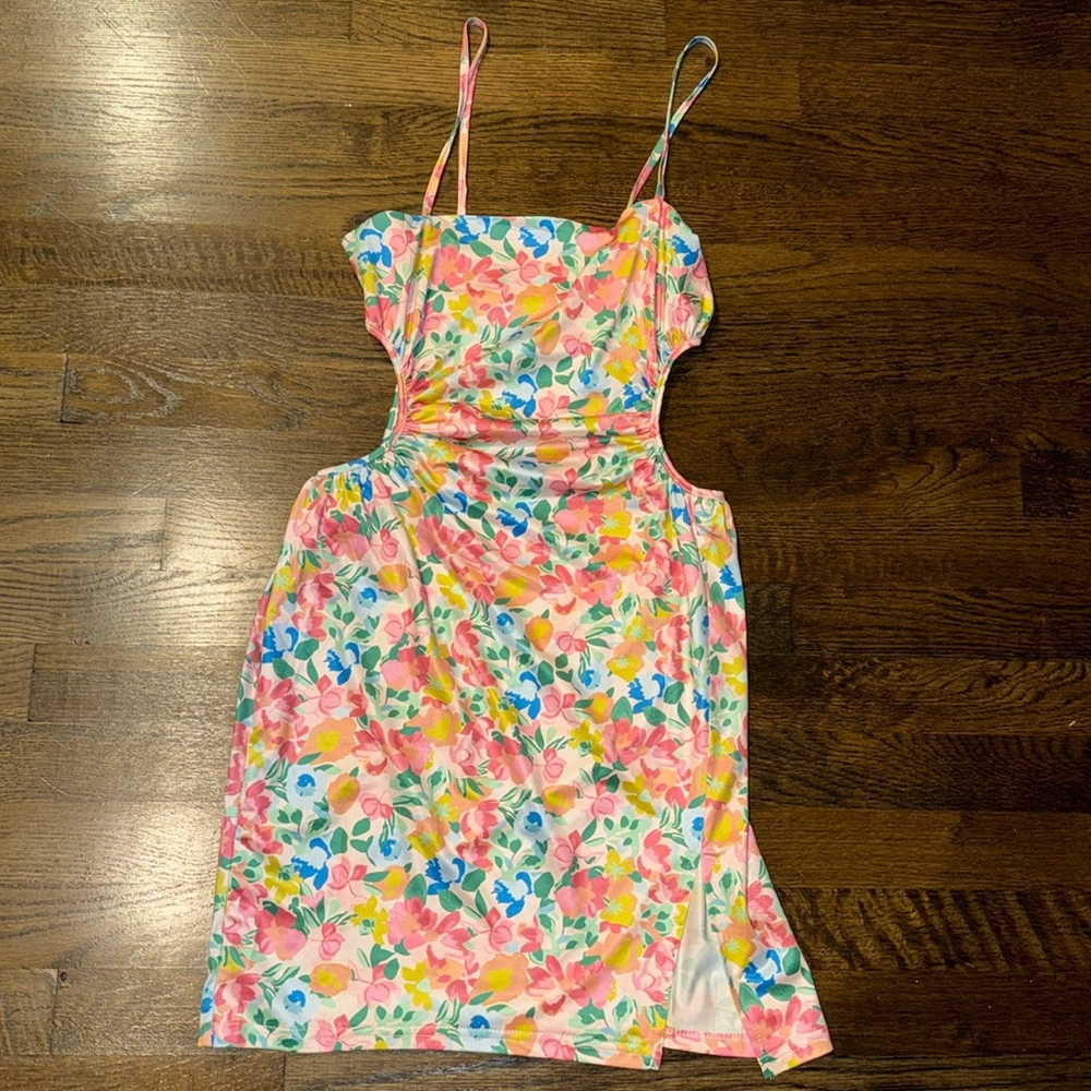 Floral Cut Out Dress 🌸🌼🌺